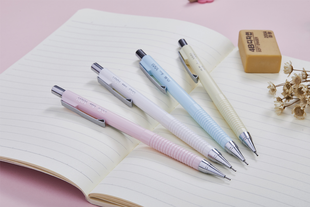 Mechanical pencil Mechanical pencil